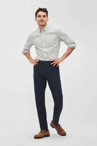 Pantalones chinos elásticos refinados