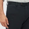Pantalones chinos elásticos refinados Pantalones chinos elásticos refinados