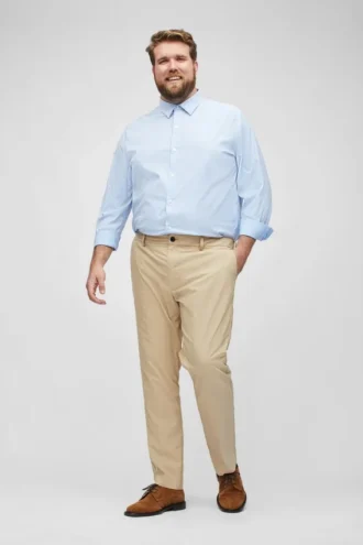 Pantalones chinos técnicos en tallas grandes
