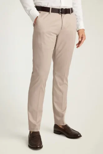 Pantalones de vestir elásticos Bonobos, fáciles de llevar y resistentes a las arrugas Pantalones de vestir elásticos Bonobos, fáciles de llevar y resistentes a las arrugas