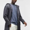 Parka ligera con corte en cola de pez Parka ligera con corte en cola de pez