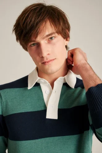 Polo de punto estilo rugby