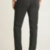 Prepárate para la jet set con los Stretch Travel Jeans de Bonobos Prepárate para la jet set con los Stretch Travel Jeans de Bonobos