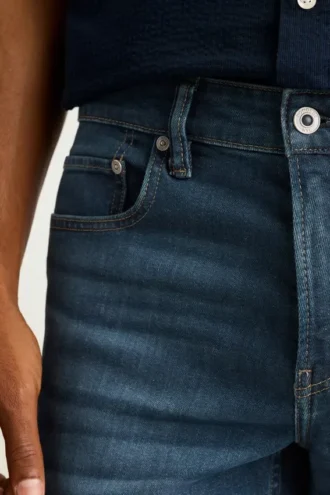 Redefine la comodidad con los vaqueros elásticos y ligeros de Bonobos
