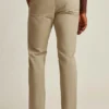 Stretch Washed Chino: chinos de corte Slim Fit y ajustados
