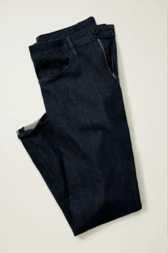 Vaqueros de alta calidad con elasticidad en 4 direcciones y corte Straight Fit